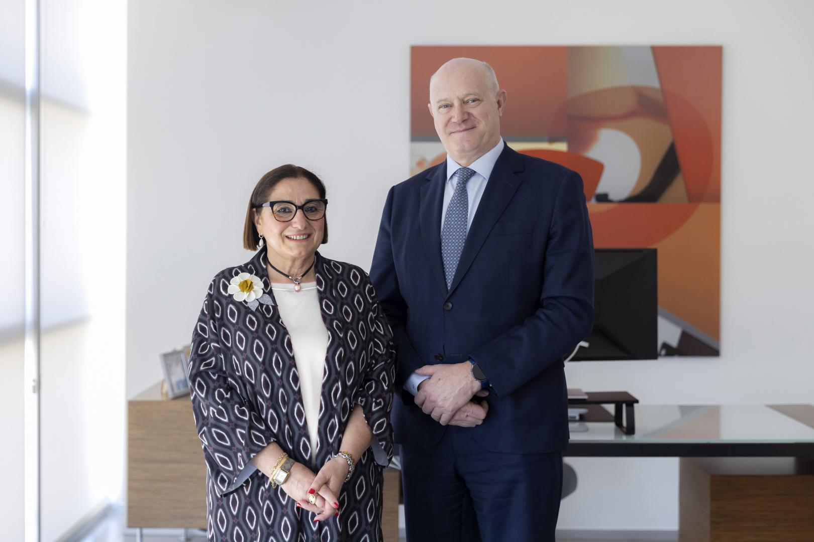 La nueva presidenta del Consejo Rector de Consum, Isabel Moreno, y el director general de la Cooperativa, Antonio Rodríguez