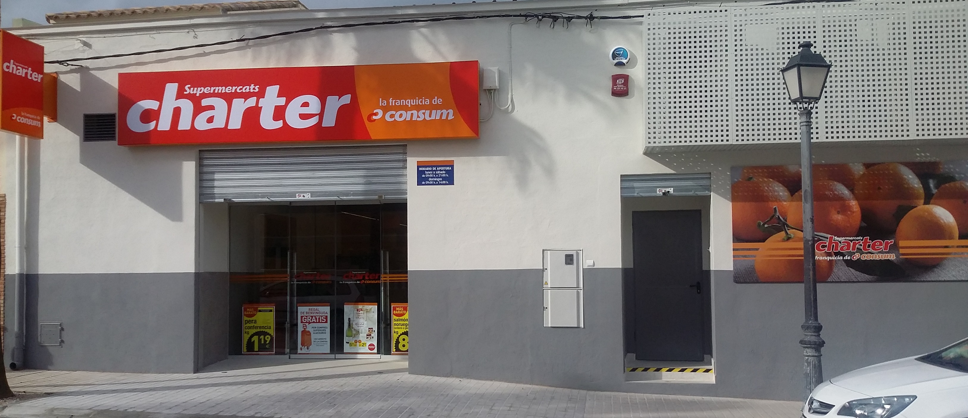 Charter obri dos nous s&uacute;pers, a C&agrave;lig i Santa 