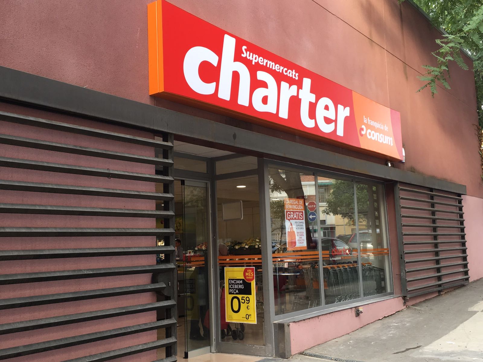 Charter obri nou supermercat a Sant Boi de Llobr