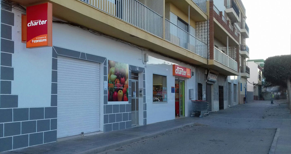 Charter obri el seu primer supermecat a Balanegr