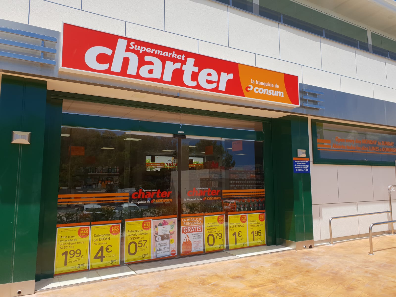 Charter obri la seua desena tenda de l&rsquo;any a A
