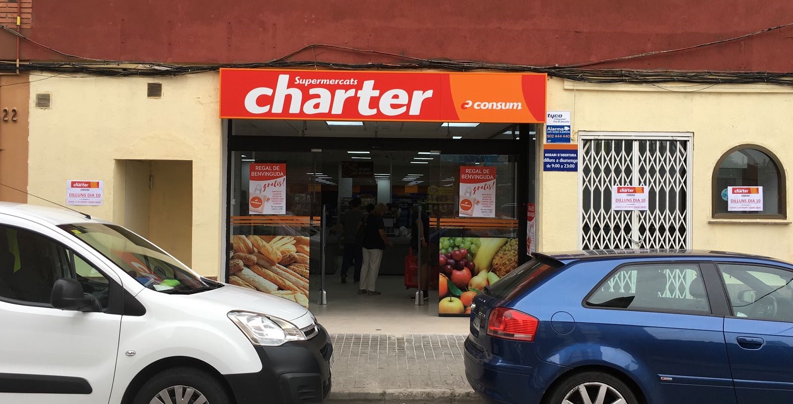 Charter obri a Cornell&agrave; de Llobregat  el seu no