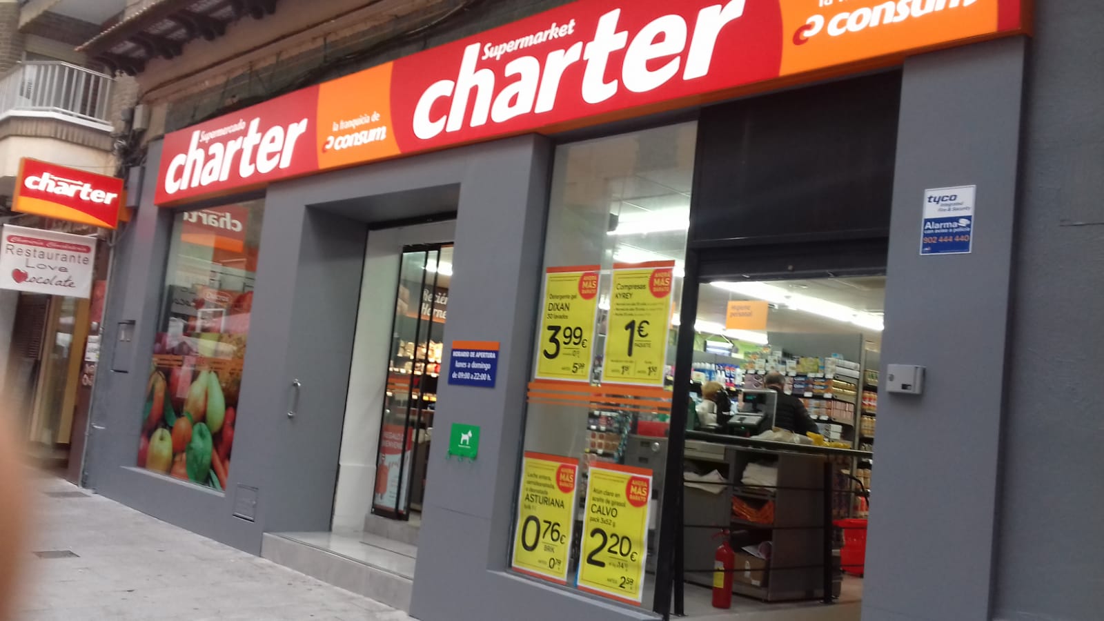 Charter obri a Torrevieja el seu octau  supermer