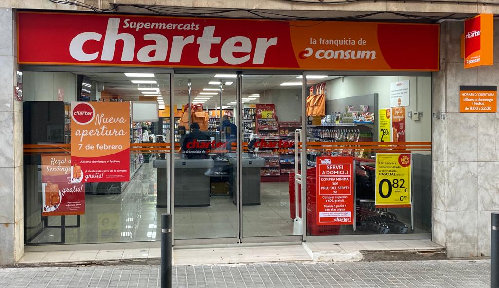 Charter obri tres nous supermercats a Sant Boi d