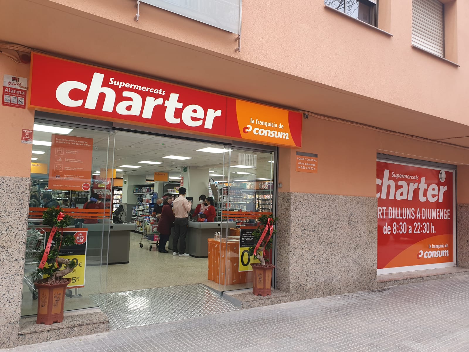 Charter obri dos nous supermercats a Val&egrave;ncia i