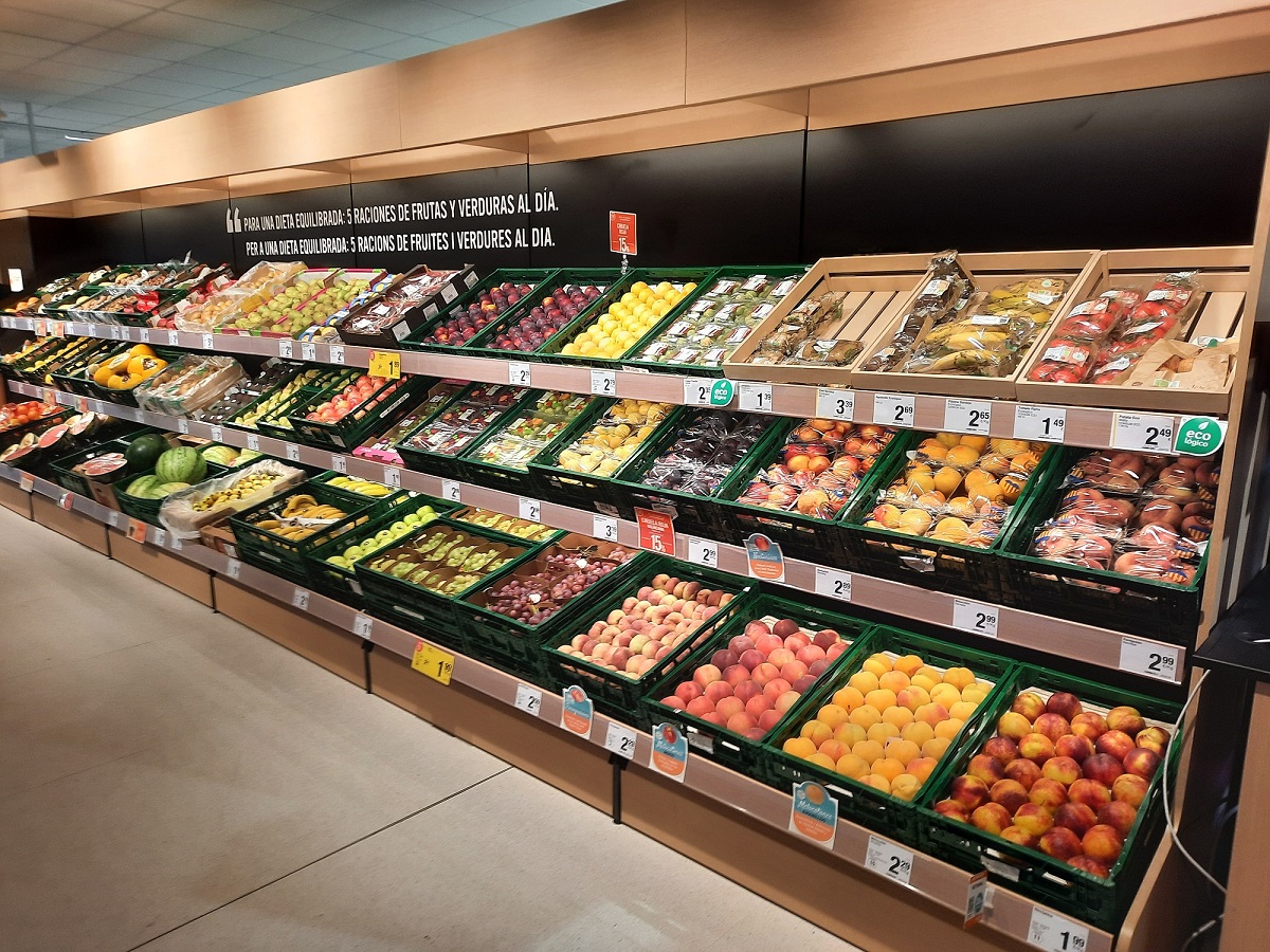 Consum compra m&aacute;s de 5.700 toneladas de fruta