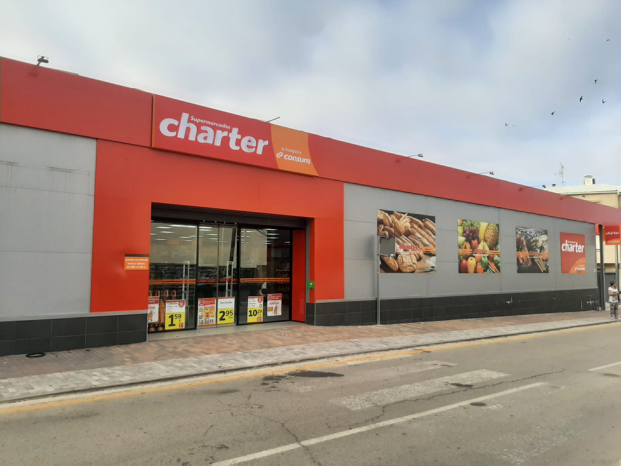 Charter abre 39 franquicias en el primer semes