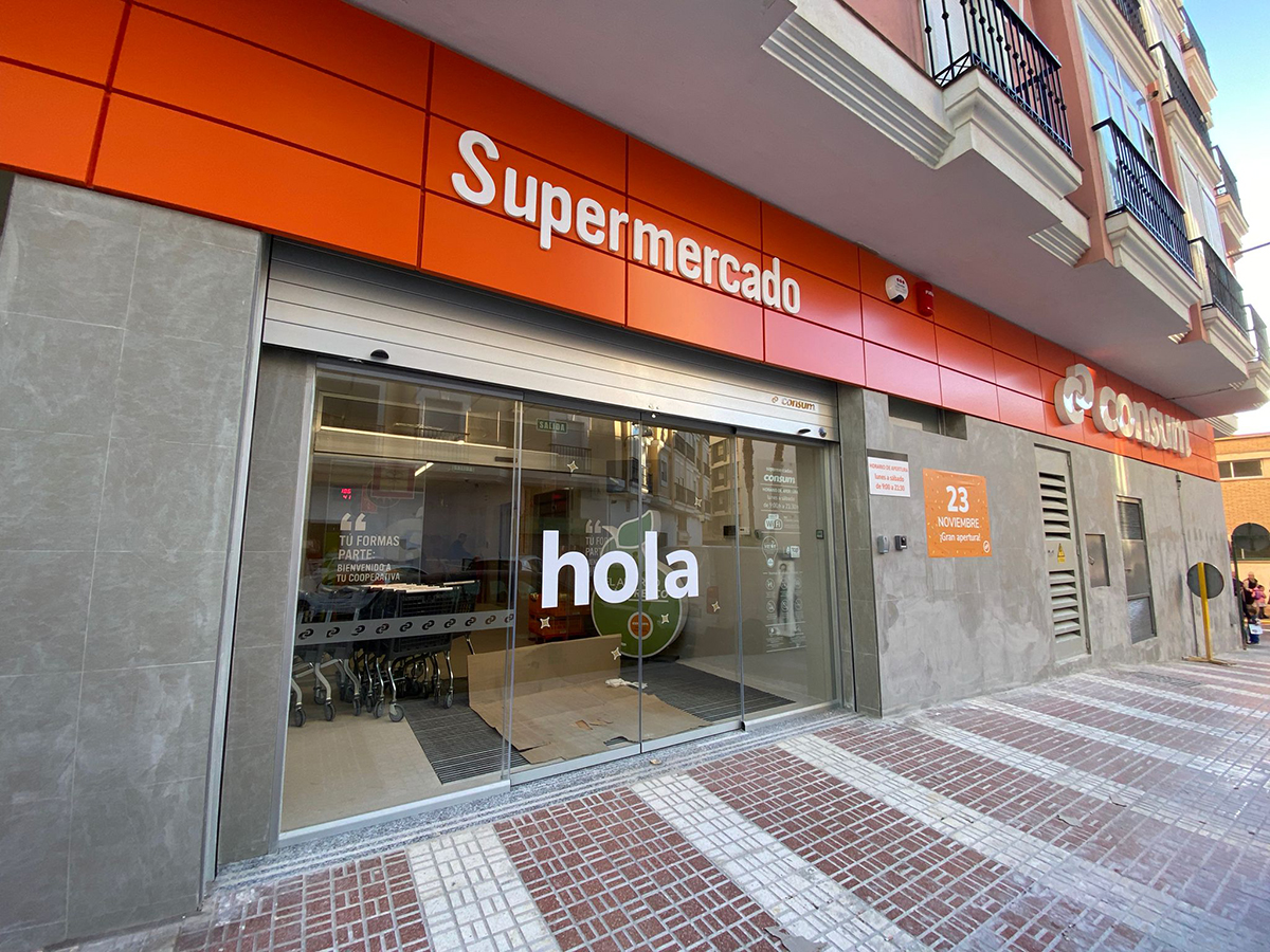 Consum alcanza los 34 supermercados en Andaluc