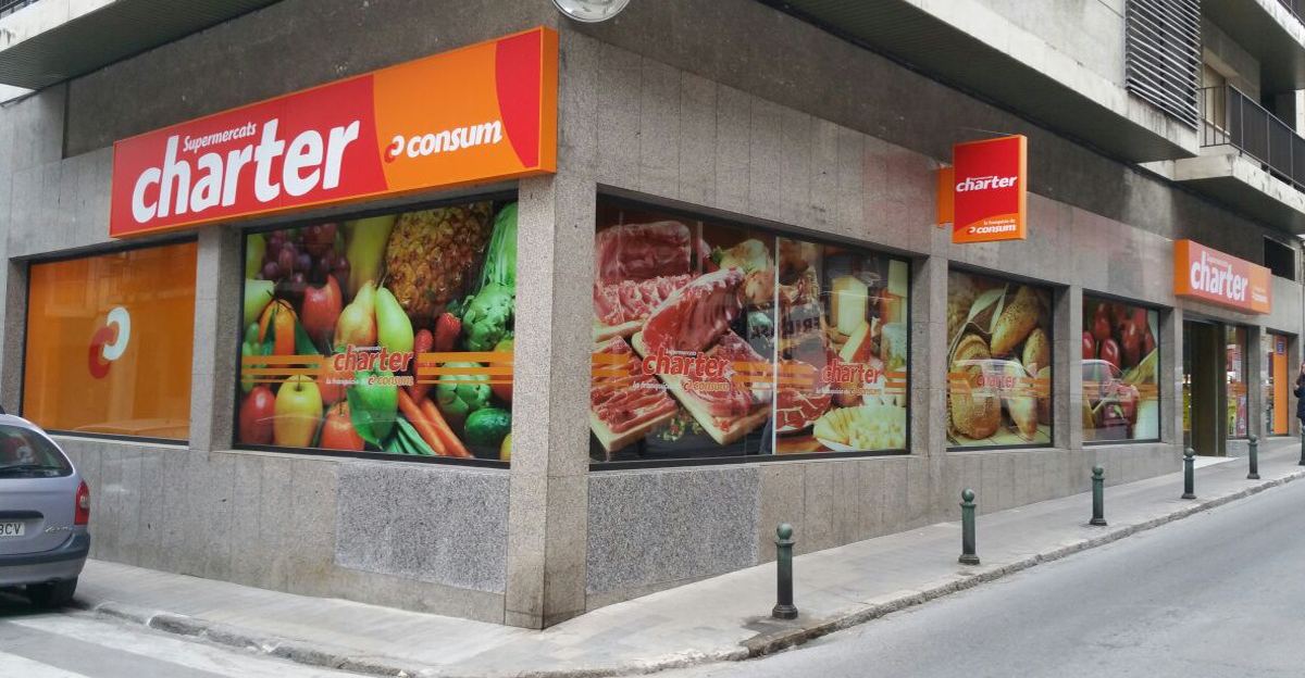 Charter obri a Figueres (Girona) el seu primer  